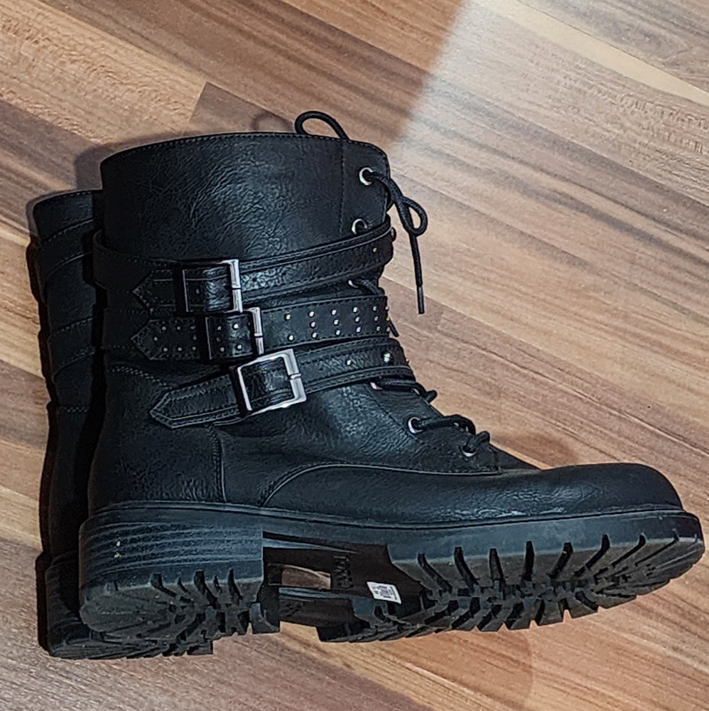 Torrid Strappy Combat Boots (Wide) - Picture 7 of 10